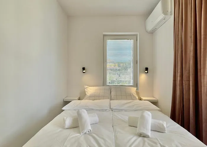 Carina - Private - Bsr - 1 *