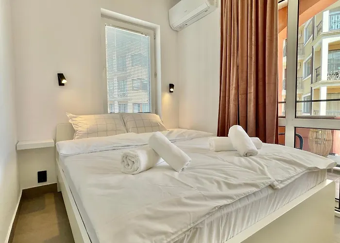 Carina - Private - Bsr - 1 Apartment *