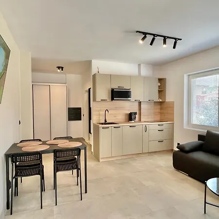 Carina - Private - Bsr - 1 Appartement